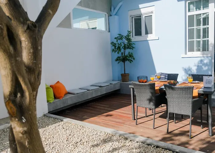 Like-home-t1 Apt-the Counstryside In The *